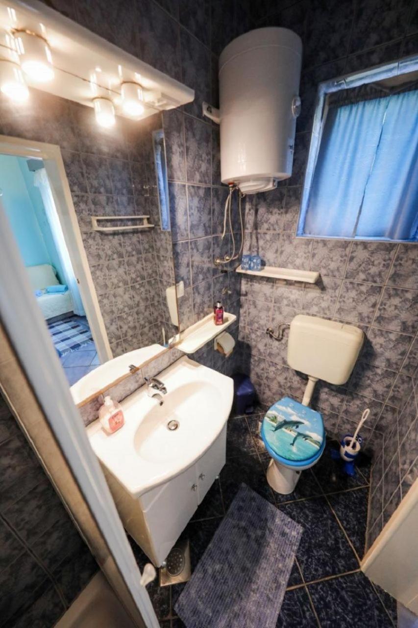 Apartments Tara Brbinj Екстер'єр фото