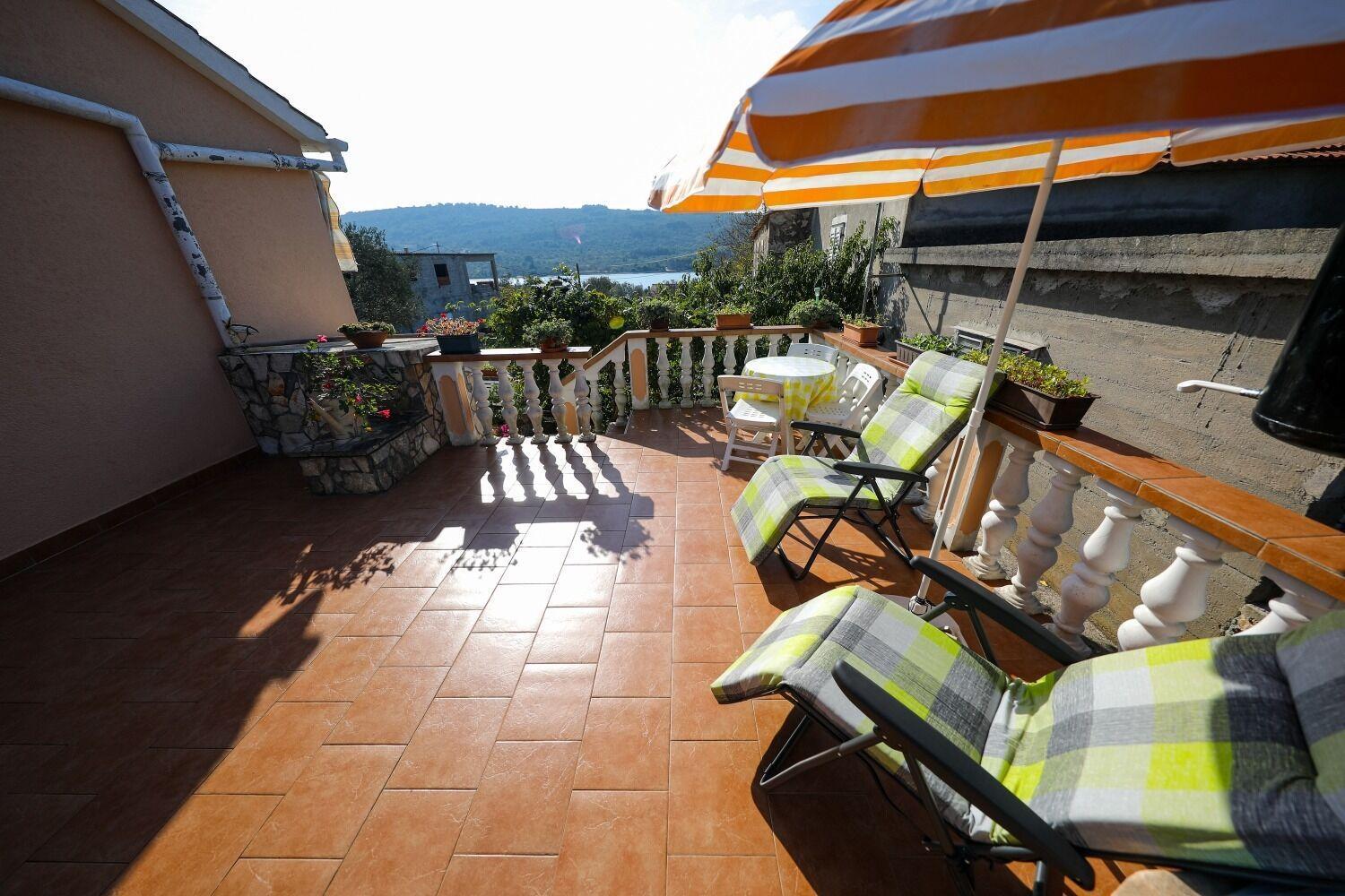Apartments Tara Brbinj Екстер'єр фото